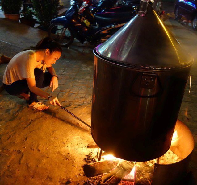 Rất đời thường và dung dị. Rất đời thường và dung dị.