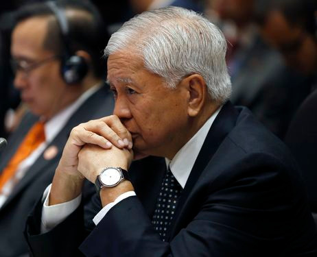Ngoại trưởng Philippines Albert del Rosario tại Hội nghị Ngoại trưởng ASEAN ở Brunei