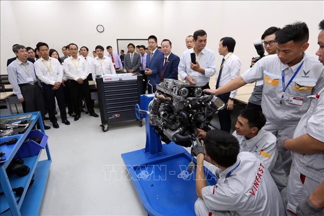 Thủ tướng chỉ thị đẩy mạnh phát triển nhân lực có kỹ năng nghề. Ảnh minh họa: TTXVN Thủ tướng chỉ thị đẩy mạnh phát triển nhân lực có kỹ năng nghề. Ảnh minh họa: TTXVN