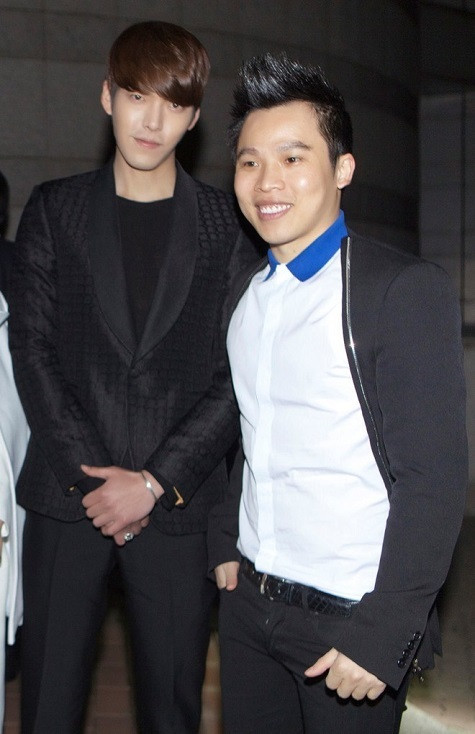 Khắc Tiệp chụp cùng Kim Woo Bin Khắc Tiệp chụp cùng Kim Woo Bin