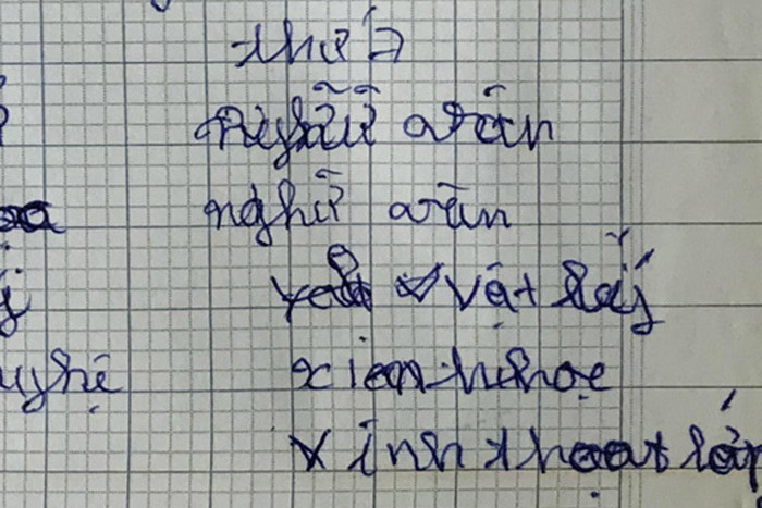 Điều gì khiến học sinh lớp 6 chỉ viết được vào dọc nguệc ngoạc như thế này? Điều gì khiến học sinh lớp 6 chỉ viết được vào dọc nguệc ngoạc như thế này?