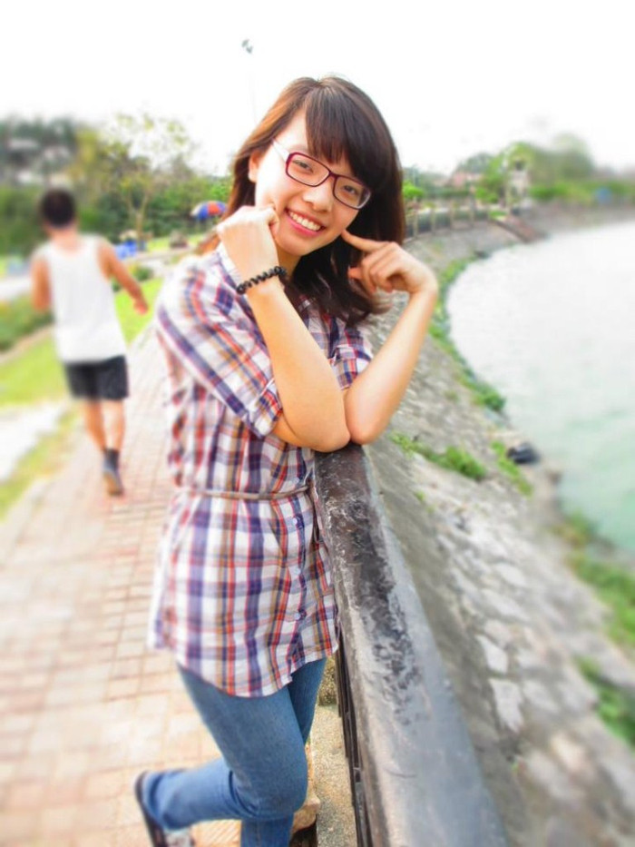 Thí sinh Nguyễn Tuyết Ngân Thí sinh Nguyễn Tuyết Ngân