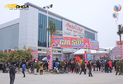 Siêu thị Media Mart thu hút đông đảo khách hàng