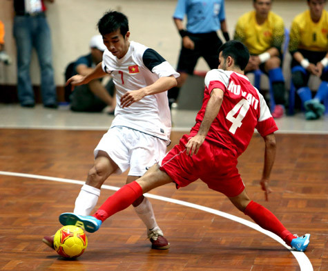 Tuyển Futsal Việt Nam ngược dòng thắng Kuwait. Tuyển Futsal Việt Nam ngược dòng thắng Kuwait.