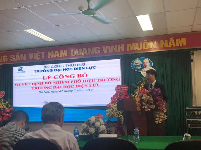 Quyết định bổ nhiệm tân phó hiệu trưởng với ông Nguyễn Lê Cường gây ra dư luận trái chiều trong nội bộ cán bộ, giảng viên Đại học Điện lực. (Ảnh: EPU) Quyết định bổ nhiệm tân phó hiệu trưởng với ông Nguyễn Lê Cường gây ra dư luận trái chiều trong nội bộ cán bộ, giảng viên Đại học Điện lực. (Ảnh: EPU)