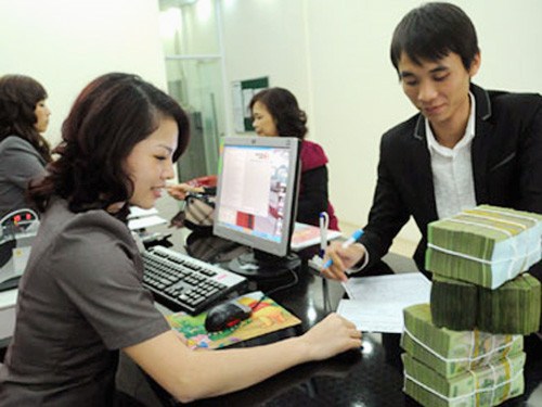 Lương tối thiểu chung tăng lên 1.050.000 đồng/tháng từ ngày 1/5 tới. Ảnh minh hoạ. Lương tối thiểu chung tăng lên 1.050.000 đồng/tháng từ ngày 1/5 tới. Ảnh minh hoạ.