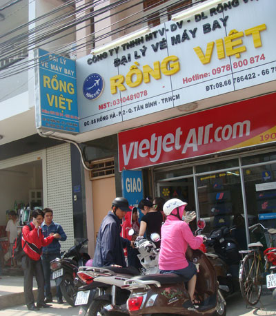 Đại lý vé máy bay Rồng Việt - Ảnh: L.N Đại lý vé máy bay Rồng Việt - Ảnh: L.N