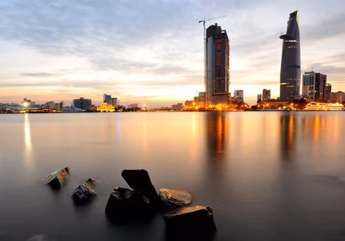 Hoàng hôn bên kia sông. Ảnh: Nguyễn Văn Trung.
