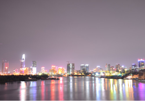 Sài Gòn lộng lẫy sắc màu. Ảnh: Phan Duy Thành. Sài Gòn lộng lẫy sắc màu. Ảnh: Phan Duy Thành.