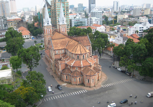 Nhà thờ Đức Bà nhìn từ trên cao. Ảnh Van The Khoa Nhà thờ Đức Bà nhìn từ trên cao. Ảnh Van The Khoa