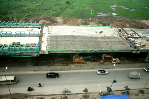 Việc làm lan can, mặt cầu...