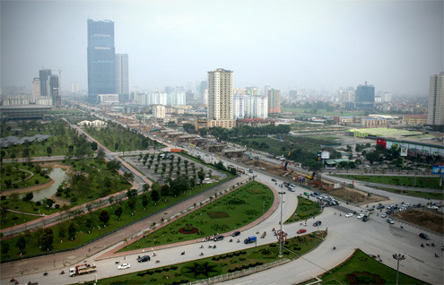 Hiện nay, nút giao Trần Duy Hưng, Khuất Duy Tiến, Nguyễn Trãi mới chỉ hoàn thiện phần cột trụ.