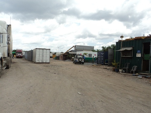 Công an tới làm việc tại Công ty TNHH một thành viên Thương mại – Dịch vụ - Vận tải Phúc An Khang về vụ container bị trộm. Công an tới làm việc tại Công ty TNHH một thành viên Thương mại – Dịch vụ - Vận tải Phúc An Khang về vụ container bị trộm.