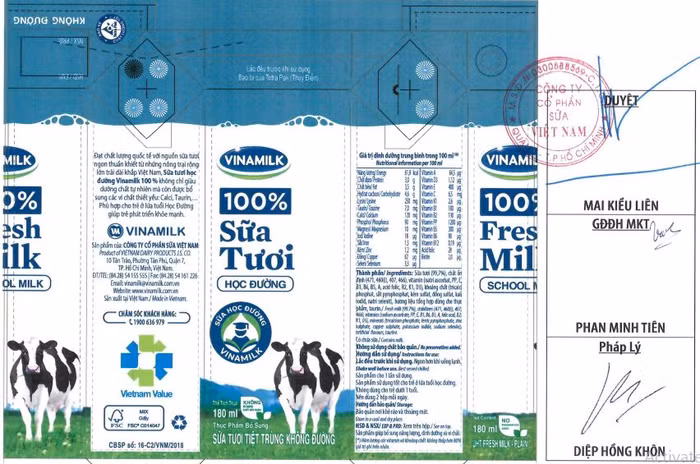 Ảnh chụp màn hình bản tự công bố sản phẩm sữa học đường (thực phẩm bổ sung) của Vinamilk với 17 loại vitamin và khoáng chất được đưa vào. Ảnh chụp màn hình bản tự công bố sản phẩm sữa học đường (thực phẩm bổ sung) của Vinamilk với 17 loại vitamin và khoáng chất được đưa vào.