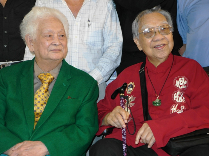 Nhạc sĩ Phạm Duy và Giáo sư Trần Văn Khê. Ảnh: Dương Cầm