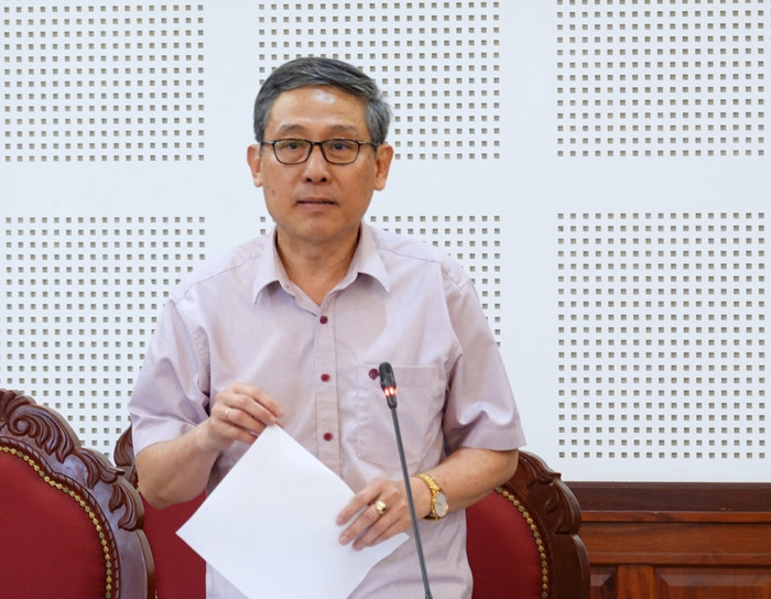 Ông Lê Duy Định - Giám đốc Sở Giáo dục và Đào tạo tỉnh Gia Lai là người phát ngôn của Ban Chỉ đạo cấp tỉnh Kỳ thi tốt nghiệp trung học phổ thông năm 2023. Ảnh: Báo Gia Lai Ông Lê Duy Định - Giám đốc Sở Giáo dục và Đào tạo tỉnh Gia Lai là người phát ngôn của Ban Chỉ đạo cấp tỉnh Kỳ thi tốt nghiệp trung học phổ thông năm 2023. Ảnh: Báo Gia Lai