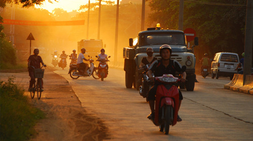 Nhốn nháo giao thông Việt. Ảnh: Hung MT. Nhốn nháo giao thông Việt. Ảnh: Hung MT.