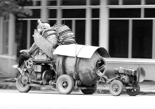 Lên đường. Ảnh: Hung MT. Lên đường. Ảnh: Hung MT.