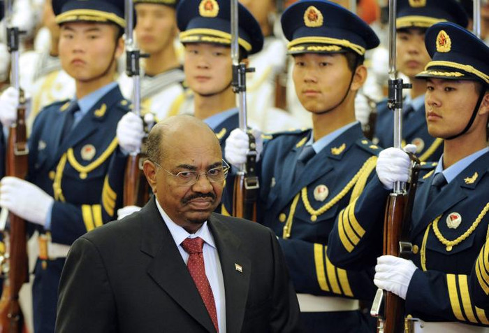 Tổng thống Sudan Omar al-Bashir thăm Trung Quốc, ảnh: IBTIMES. Tổng thống Sudan Omar al-Bashir thăm Trung Quốc, ảnh: IBTIMES.