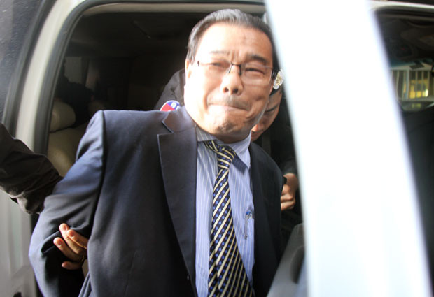 Hong Sokhour, bạn thân Sam Rainsy và là người chủ mưu sử dụng chiêu bài ngụy tạo bản đồ, tài liệu chống phá biên giới Việt Nam - Campuchia. Ảnh: RFI. Hong Sokhour, bạn thân Sam Rainsy và là người chủ mưu sử dụng chiêu bài ngụy tạo bản đồ, tài liệu chống phá biên giới Việt Nam - Campuchia. Ảnh: RFI.