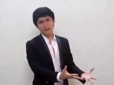 Ảnh cắt ra từ clip "Sự trăn trở của một kẻ lười biếng" Ảnh cắt ra từ clip "Sự trăn trở của một kẻ lười biếng"