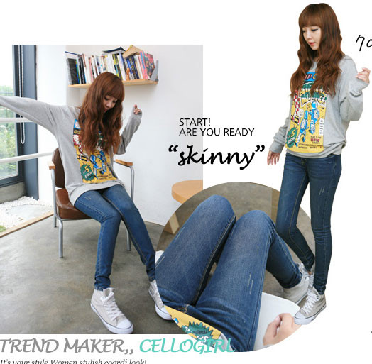 Quần bò màu xanh hơi mài một chút đủ làm bạn cá tính nhưng vẫn không quá... thời trang đường phố. Quần bò màu xanh hơi mài một chút đủ làm bạn cá tính nhưng vẫn không quá... thời trang đường phố.