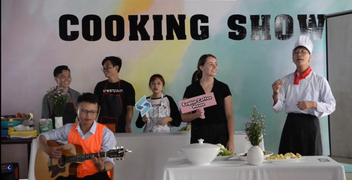 Một giờ học vui vẻ của sinh viên ngành công nghệ sinh học. Ảnh: NTCC Một giờ học vui vẻ của sinh viên ngành công nghệ sinh học. Ảnh: NTCC