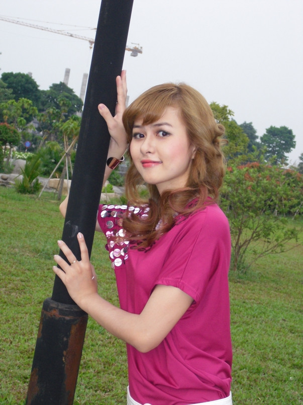 Sở thích của Nguyễn Thị Thùy Linh là xem hài Hoài Linh và Trấn Thành. Thùy Linh tự nhận là người thẳng tính nên hay làm người khác hay giận. Phương châm sống của Linh là: Những gì hôm nay làm được thì đừng để ngày mai. Sở thích của Nguyễn Thị Thùy Linh là xem hài Hoài Linh và Trấn Thành. Thùy Linh tự nhận là người thẳng tính nên hay làm người khác hay giận. Phương châm sống của Linh là: Những gì hôm nay làm được thì đừng để ngày mai.