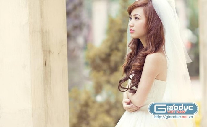 Với màu son phớt hồng mang đến cho Nana nét tươi trẻ. Với màu son phớt hồng mang đến cho Nana nét tươi trẻ.