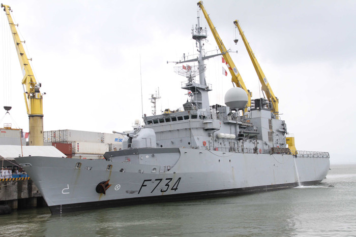 Tàu Vendemiaire cập cảng Tiên Sa vào tháng 11/2014. Ảnh Thùy Linh Tàu Vendemiaire cập cảng Tiên Sa vào tháng 11/2014. Ảnh Thùy Linh