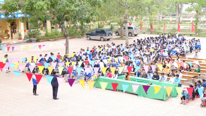 Buổi hội thảo đã được thầy cô giáo, các em học sinh quan tâm đặc biệt. Ảnh: LC Buổi hội thảo đã được thầy cô giáo, các em học sinh quan tâm đặc biệt. Ảnh: LC