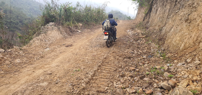 Đường lên điểm trường Nậm Khún (xã Mường Lèo, Sốp Cộp, Sơn La). Ảnh: LC Đường lên điểm trường Nậm Khún (xã Mường Lèo, Sốp Cộp, Sơn La). Ảnh: LC