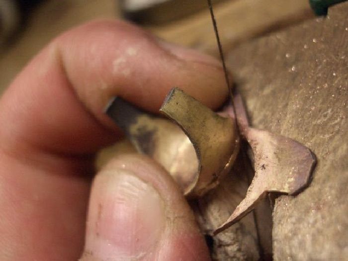 Tiếp tục mài giũa Tiếp tục mài giũa