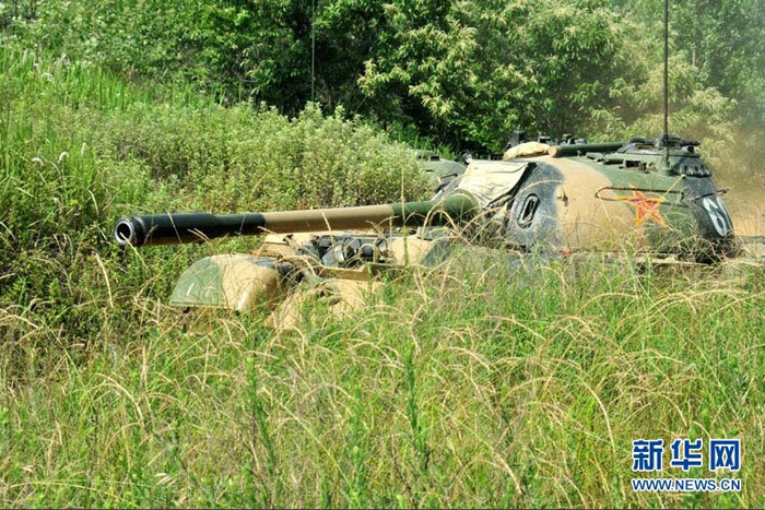 Lực lượng tăng thiết giáp cơ động tiếp cận mục tiêu đầu cầu Lực lượng tăng thiết giáp cơ động tiếp cận mục tiêu đầu cầu