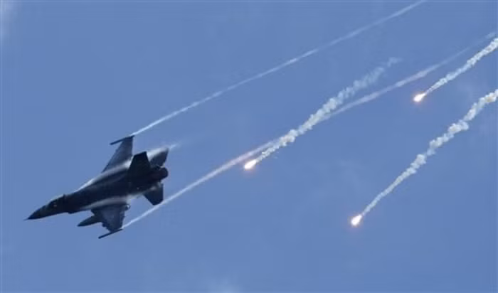 Chiến đấu cơ Đài Loan tham gia tập trận Liên Dũng 2012