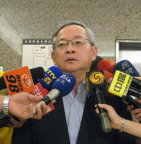 Nghị sĩ Quốc dân đảng Lâm Úc Phương, người theo đuổi chủ trương tăng cường thực lực quân sự Đài Loan chiếm đóng trái phép đảo Ba Bình được Tân Hoa Xã lựa chọn phỏng vấn Nghị sĩ Quốc dân đảng Lâm Úc Phương, người theo đuổi chủ trương tăng cường thực lực quân sự Đài Loan chiếm đóng trái phép đảo Ba Bình được Tân Hoa Xã lựa chọn phỏng vấn