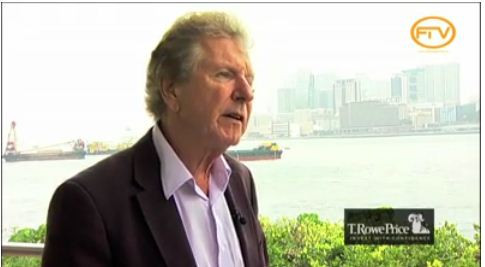 Nhà báo kỳ cựu Philip Bowring của tờ Nhật ký Phố Wall có bài phân tích rất chi tiết, hệ thống về việc Trung Quốc "viết lại lịch sử trên biển Đông", qua phân tích của ông công luận quốc tế sẽ hiểu rõ hơn tại sao Trung Quốc lại sợ đưa tranh chấp biển Đông ra trọng tài quốc tế, xử theo luật Công ước biển Liên Hợp Quốc đến như vậy Nhà báo kỳ cựu Philip Bowring của tờ Nhật ký Phố Wall có bài phân tích rất chi tiết, hệ thống về việc Trung Quốc "viết lại lịch sử trên biển Đông", qua phân tích của ông công luận quốc tế sẽ hiểu rõ hơn tại sao Trung Quốc lại sợ đưa tranh chấp biển Đông ra trọng tài quốc tế, xử theo luật Công ước biển Liên Hợp Quốc đến như vậy