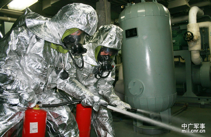 Lực lượng phòng hóa chữa cháy, tiêu độc chiến trường Lực lượng phòng hóa chữa cháy, tiêu độc chiến trường