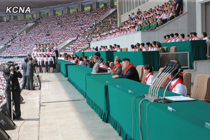 Đại tướng Kim Jong-un chuẩn bị duyệt đội danh dự