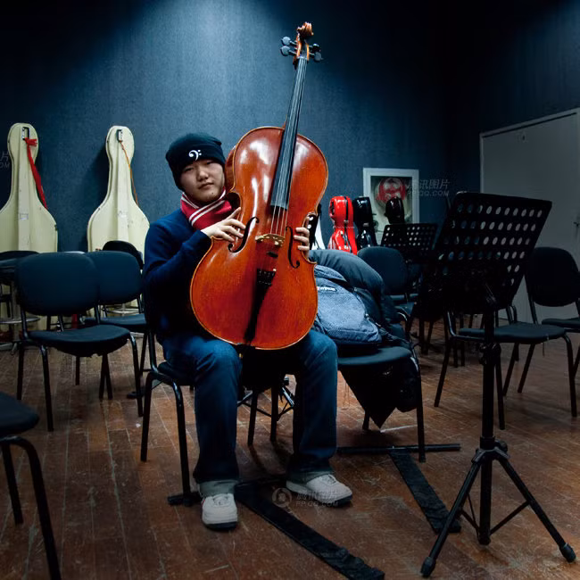 Chuẩn bị cho buổi hòa nhạc cuối cùng cùng bè bạn trước lúc tốt nghiệp, ra trường