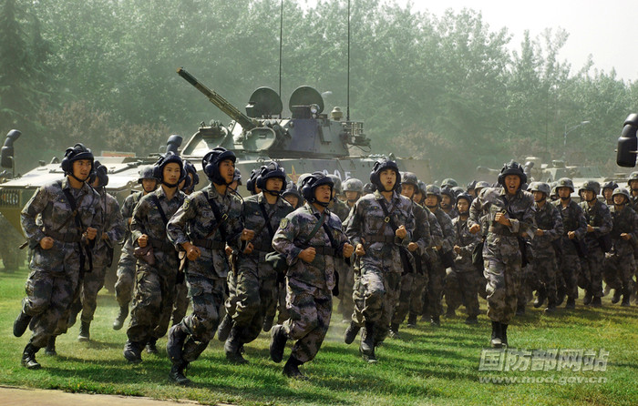 Ra quân huấn luyện, sử dụng trang bị khí tài mới ngay khi tiếp nhận