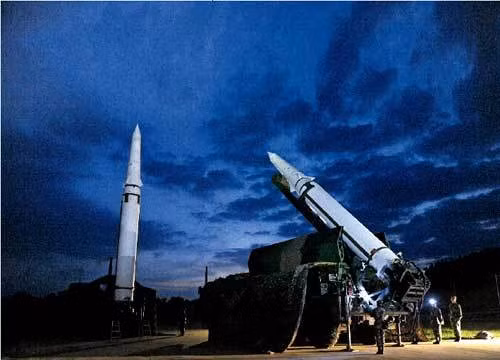 Huấn luyện và tác chiến ở địa bàn rừng núi, cao nguyên, "lữ đoàn tên lửa số 1" Trung Quốc rất ít người biết tới