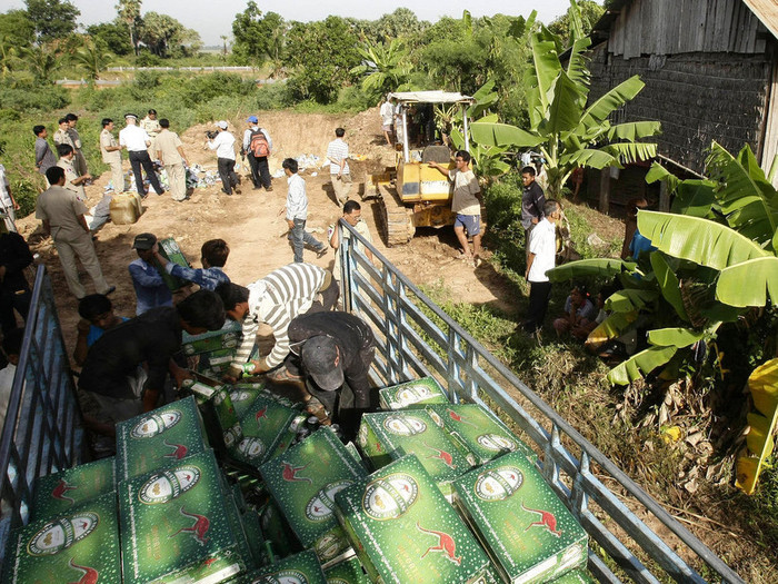 Vì siêu lợi nhuận, nhiều doanh nghiệp, tiểu thương Trung Quốc bất chấp tất cả Vì siêu lợi nhuận, nhiều doanh nghiệp, tiểu thương Trung Quốc bất chấp tất cả
