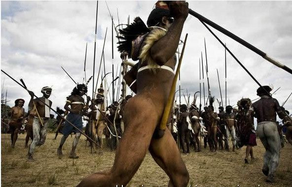 Những công cụ, vũ khí đặc dị Những công cụ, vũ khí đặc dị