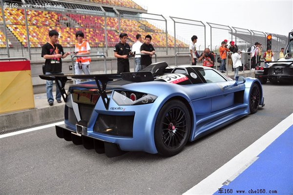 "Mãn nhãn" với siêu xe "Mãn nhãn" với siêu xe