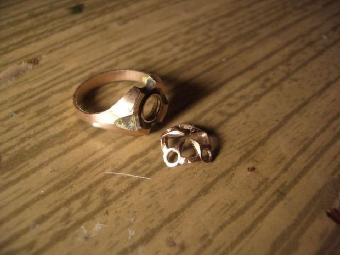 Mỗi chiếc nhẫn có kiểu dáng khác nhau Mỗi chiếc nhẫn có kiểu dáng khác nhau