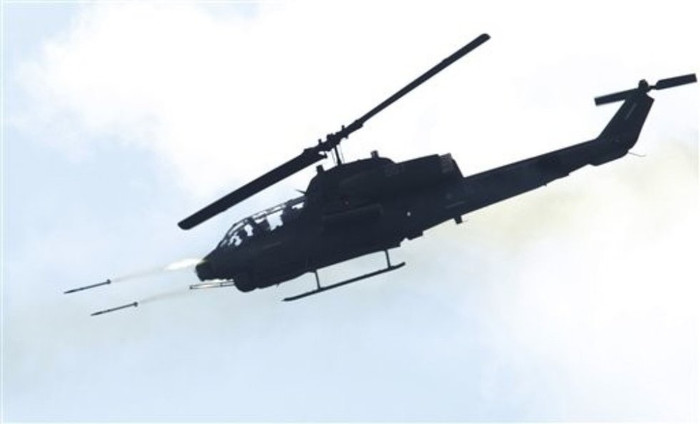 Trực thăng vũ trang Đài Loan tham gia tập trận Liên Dũng 2012 nhả đạn