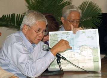 Ngoại trưởng Philippines Albert del Rosario đã nỗ lực rất nhiều trong đấu tranh với Trung Quốc bảo vệ Scarborough Ngoại trưởng Philippines Albert del Rosario đã nỗ lực rất nhiều trong đấu tranh với Trung Quốc bảo vệ Scarborough