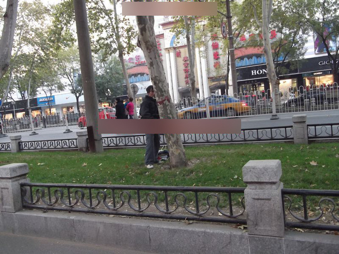 "Tưới" cây "Tưới" cây