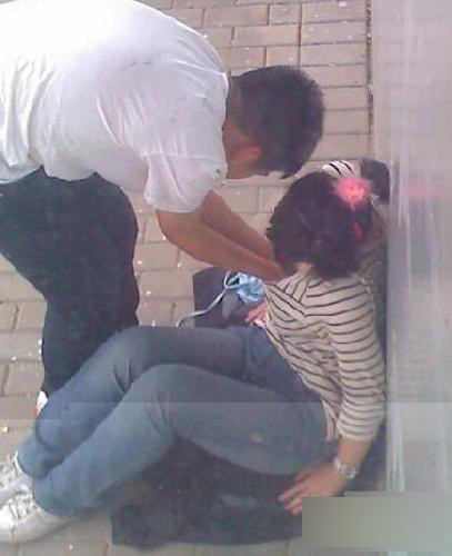 Giở trò đồi bại Giở trò đồi bại